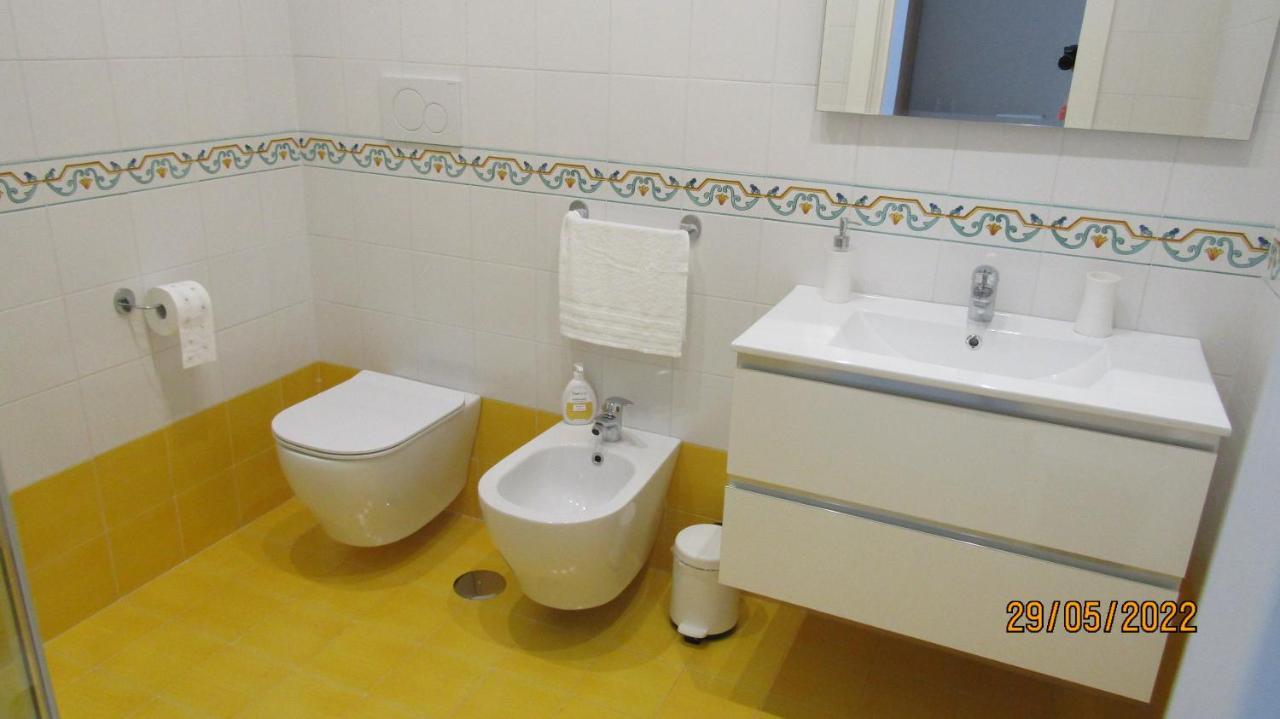 Bed and Breakfast Domus Elvia-Vietri Pompei Esterno foto